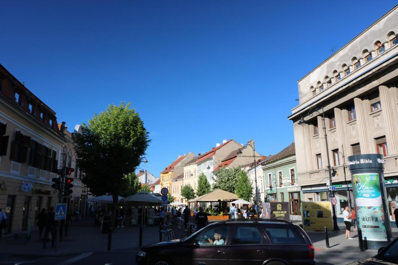 Moonlight Apartments Sibiu Ngoại thất bức ảnh